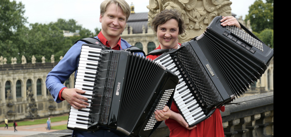 Von Barock bis Tango – Tastenakrobatik für zwei Akkordeons