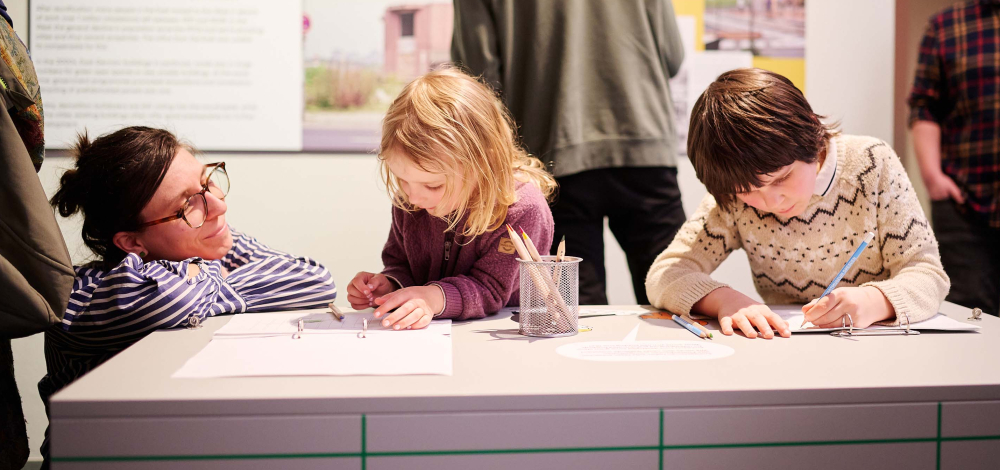 Bauen, Wohnen, Erzählen – Familientag im Stadtmuseum