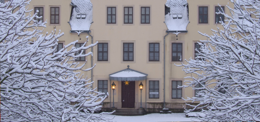 FreiKuWeiKa - Türchen 14: Gemeinsames Weihnachtsliedersingen auf Schloss Burgk