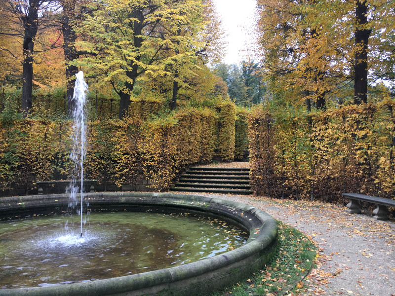 Fotowalk - Mit der Kamera zur "Goldenen Stunde" im herbstlichen Barockgarten