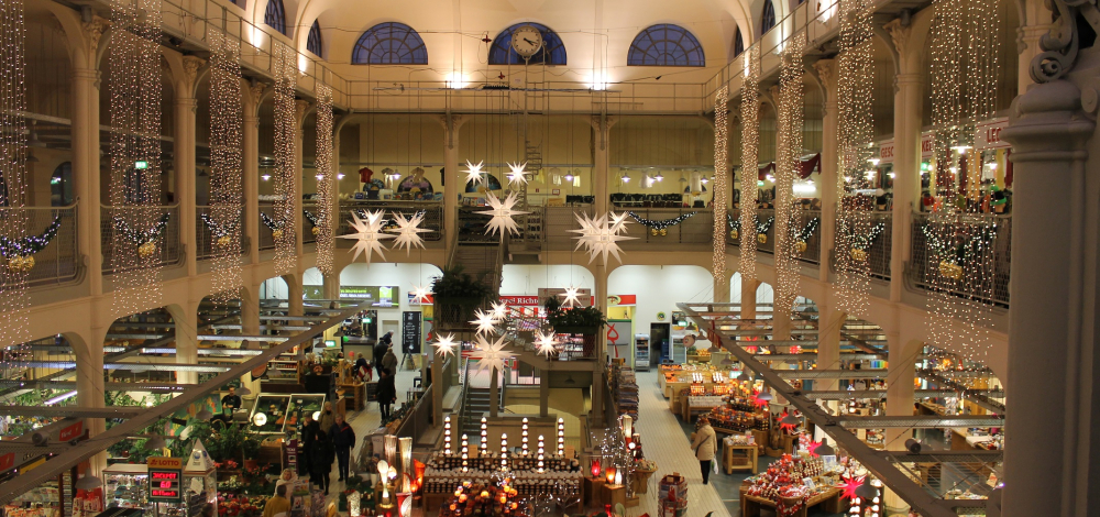 Kunst-, Antik- und Trödelmarkt in der Neustädter Markthalle Dresden
