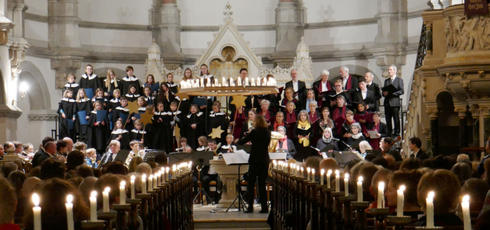 hinhören – KONZERT ZUM SCHÜTZJAHR  und Einweihung der neuen Truhenorgel