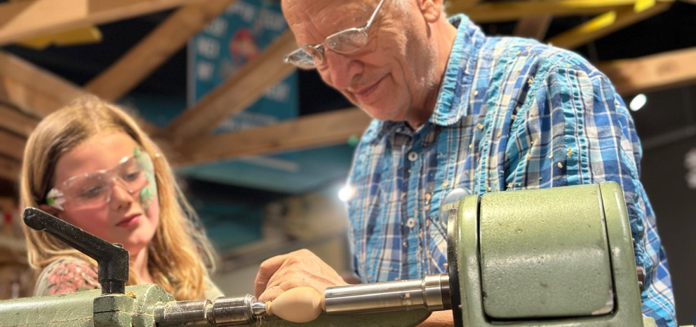 Schaudrechseln in Oskarshausen bei Dresden – Handwerk live erleben | Eintritt frei