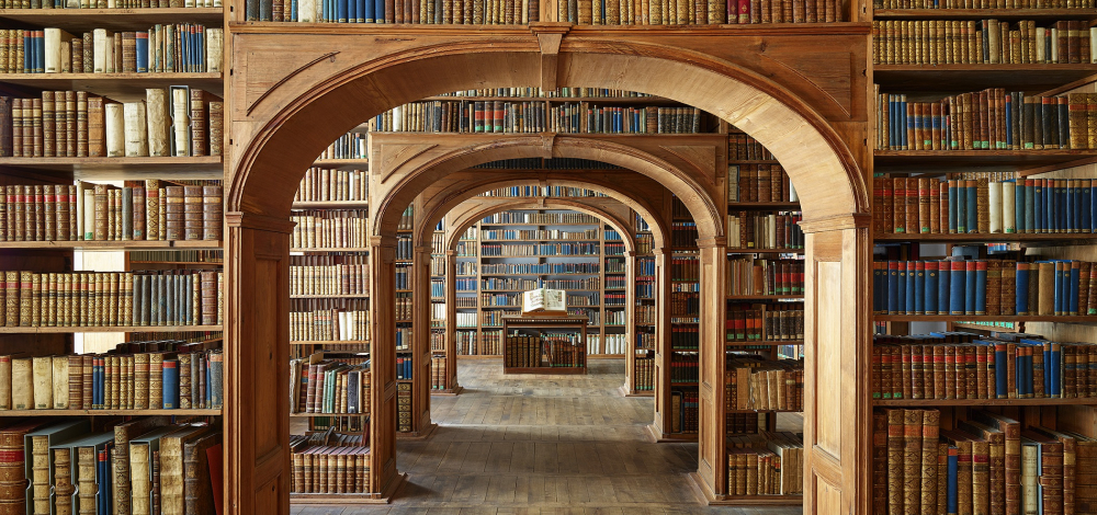 »Montagsführung durch die historischen Bibliotheksräume«