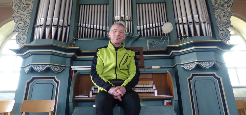 Orgelkonzert des Fahrradkantors Martin Schulze und Lesung des Autors Peter Feige