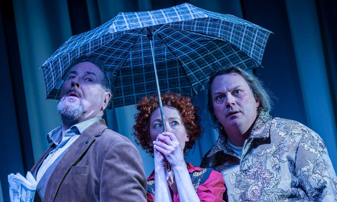 Distel: Jenseits von Germany - Die Berliner Hauptstadtkabarettisten mit einem schrägen Roadtrip durch ein schräges Deutschland.