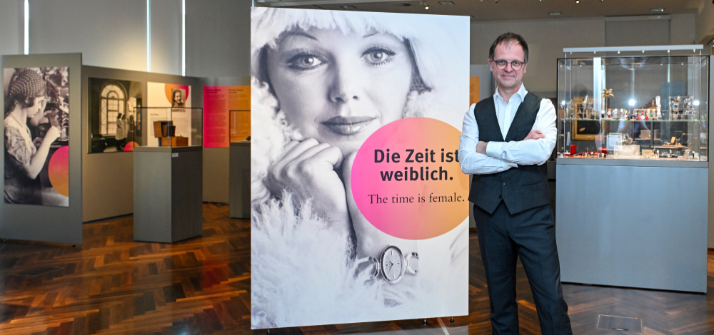 Führung durch die Sonderausstellung "Die Zeit ist weiblich."