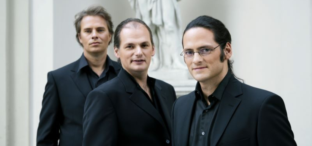 Klazz Brothers - Play Bach
