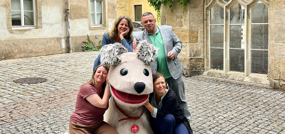 150 Jahre Bahnhof Pirna: XXL-Struppi zum Anfassen beim Tag der Schiene 2025