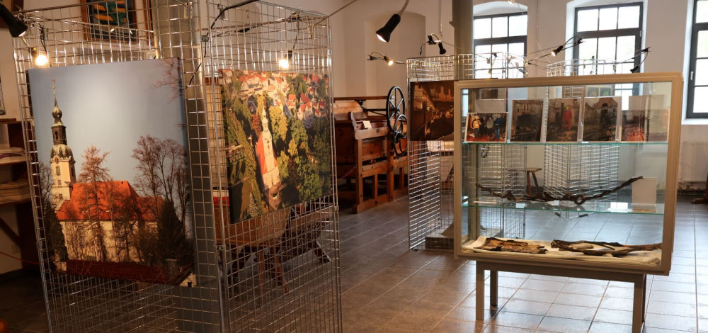 Ausstellung "Stadtkirche Großröhrsdorf - Was bleibt sind Bilder und Erinnerungen"