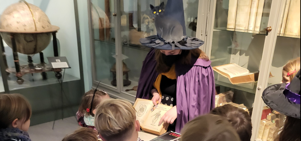 Ferienprogramm: Süßes oder Saueres - Die Ursprünge von Halloween
