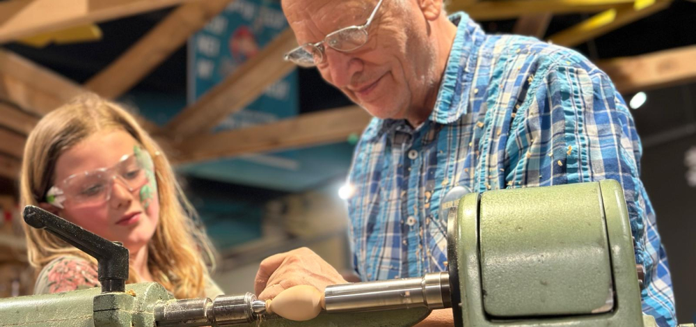 Schaudrechseln in Oskarshausen bei Dresden – Handwerk live erleben | Eintritt frei