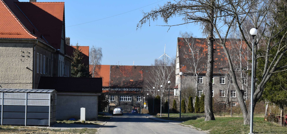 Exkursion zum ehemaligen Werksgelände Zittwerke (mit Anmeldung unter 03583-554790), Treff: Rolnicza 44, 59-921 Sieniawka