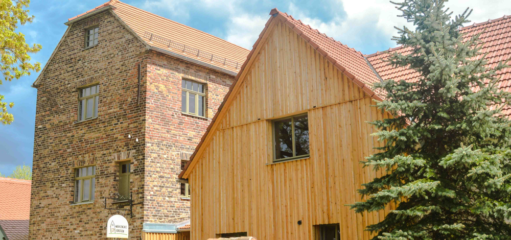 Mühleneröffnung mit Mühlenbrot