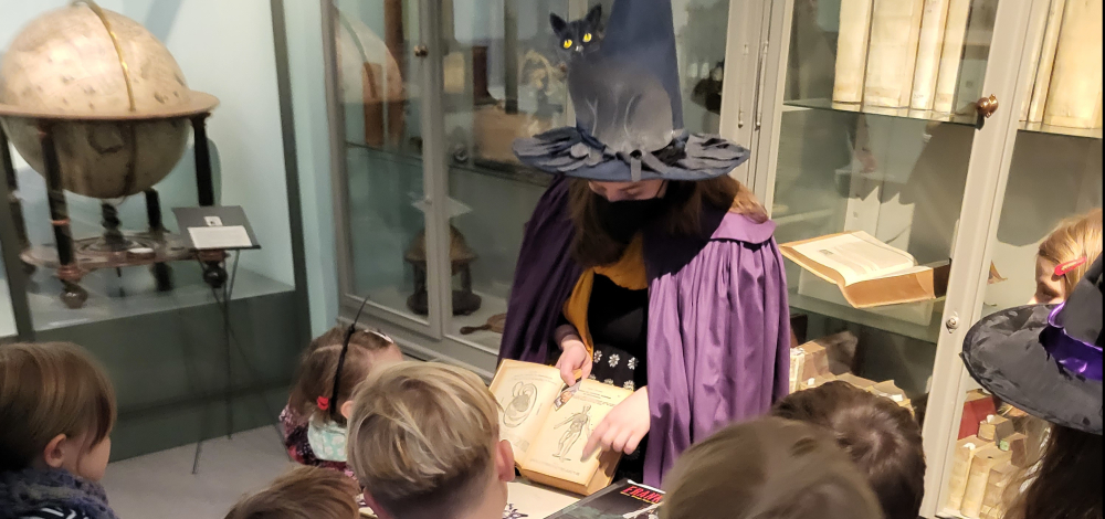 Ferienprogramm: Süßes oder Saueres - Die Ursprünge von Halloween