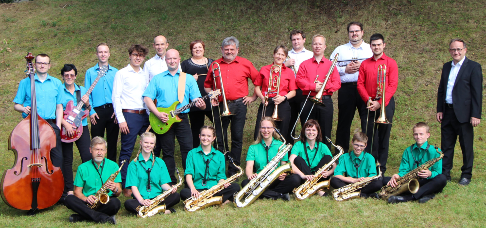 Swingendes Adventskonzert mit den Klangfarben