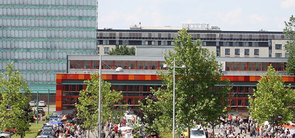 Trödelmarkt am Haus der Presse Dresden