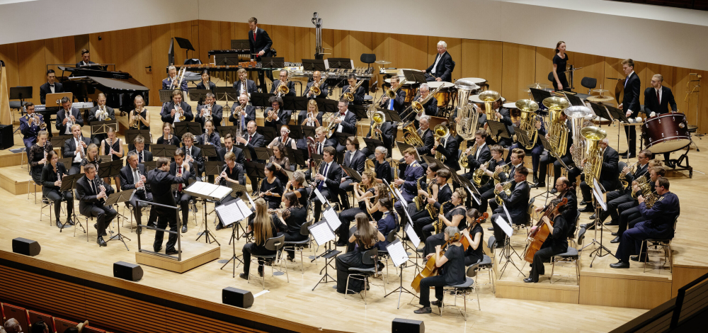 Dresdner Bläserphilharmonie: El sol caliente – Sommerliche Leidenschaft im BläserKulturHerbst 2025