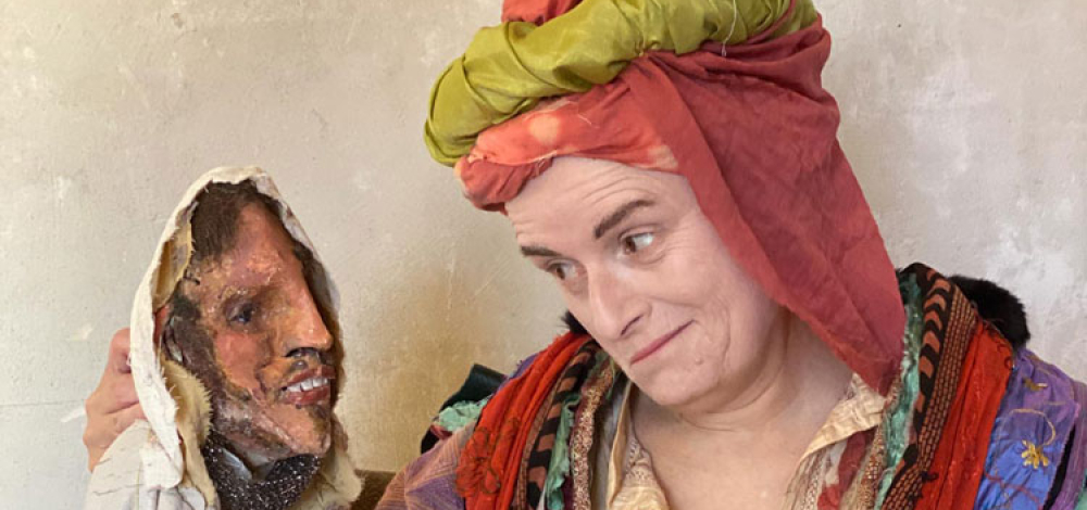 Bridge Markland: "Nathan in the box", nach G. E. Lessing. Theaterperformance mit Schauspiel, Puppen und Musik.