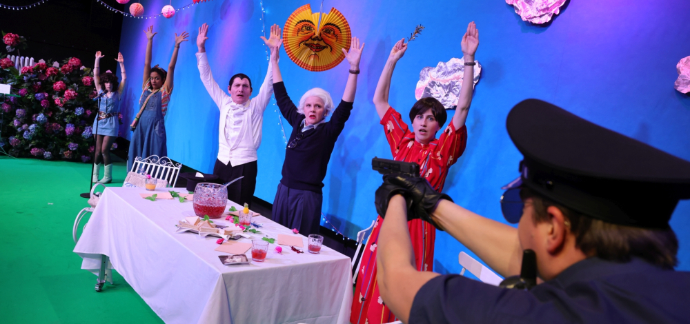 Weltwärts • von Noah Haidle