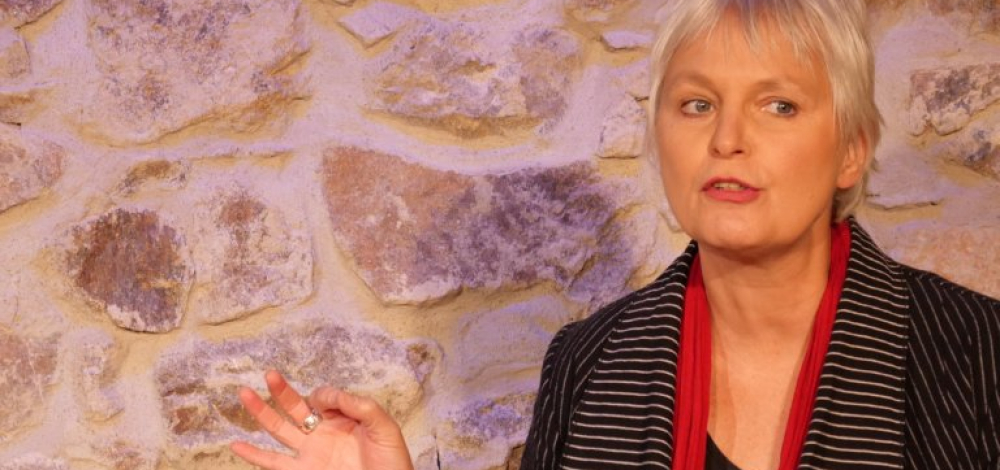 Ab morgen wird alles anders - Ellen Schaller spielt, singt und erzählt Texte von Elke Heidenreich