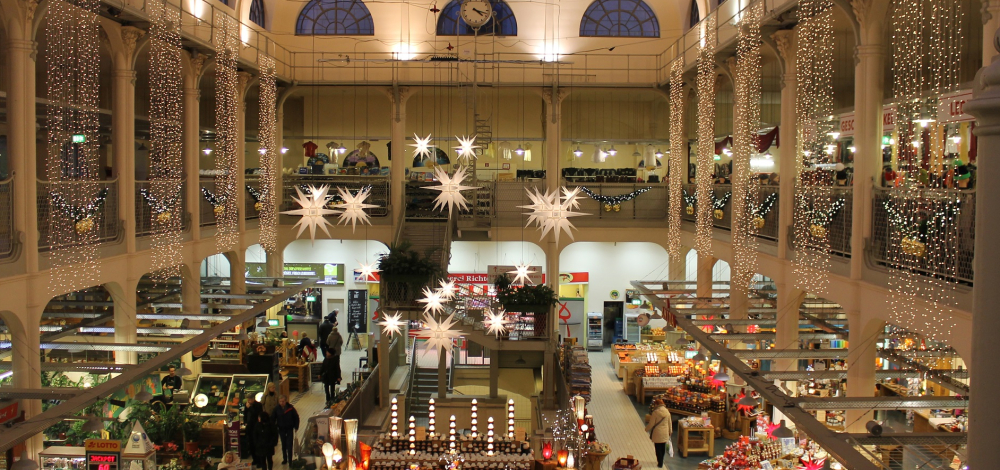 Kunst-, Antik- und Trödelmarkt in der Neustädter Markthalle Dresden