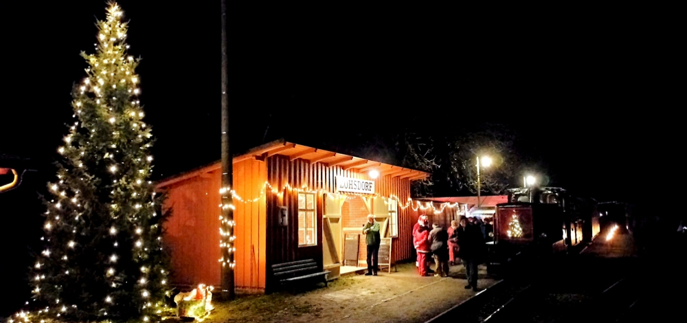 Bimmelbahn und Lichterglanz - Nikolausfahrtag bei der Schwarzbachbahn in Lohsdorf