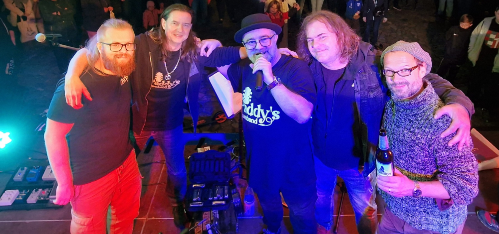 Live-Konzert mit "Paddy‘s Bluesband"