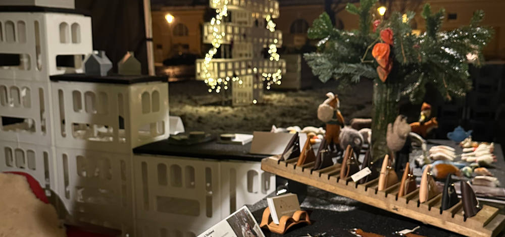 Vorglühen im Indoor Weihnachtsmarkt Komplex 45