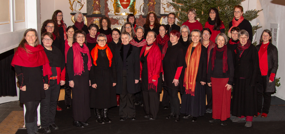 "Schöne Rosen"  Sommerkonzert des Obertonchores Spektrum Prag mit dem Frauenchor femmes vocales Dresden