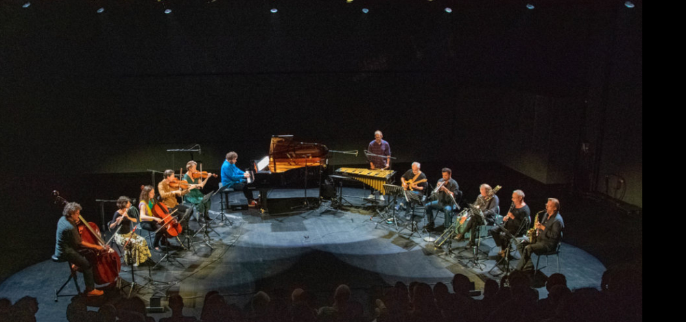 HAPPY NEW EAR, Dedalus Ensemble spielt Éliane Radigue und Brian Eno