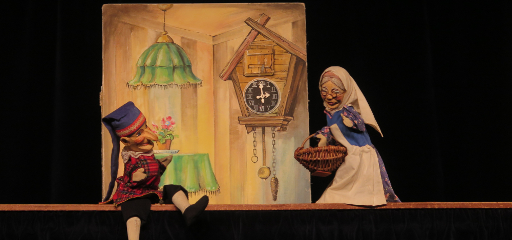 Puppentheater Glöckchen präsentiert: „Kasper kauft einen Weihnachtsbaum“