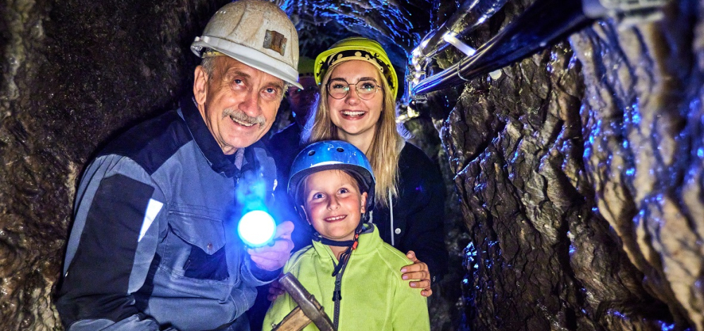 Kinderführung im Bergwerk mit Edelsteinsieben - Die Sächsische Schweiz untertage erleben