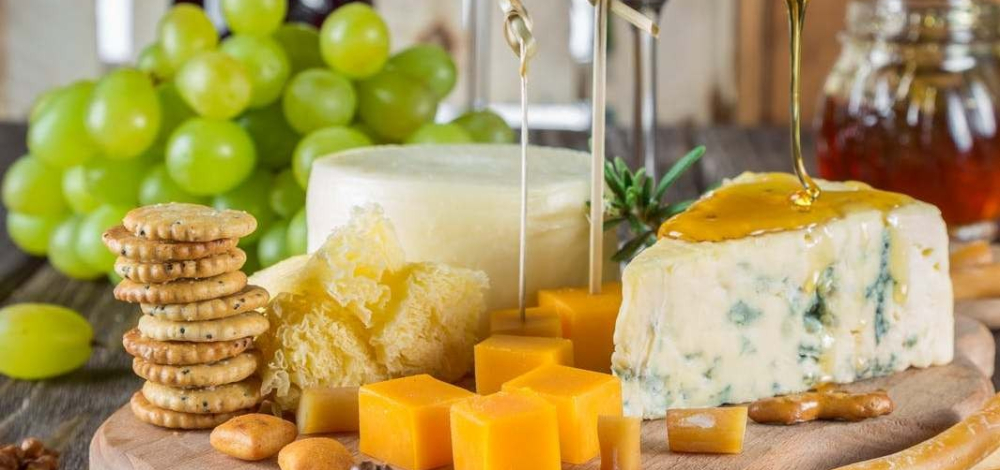Käse und Wein