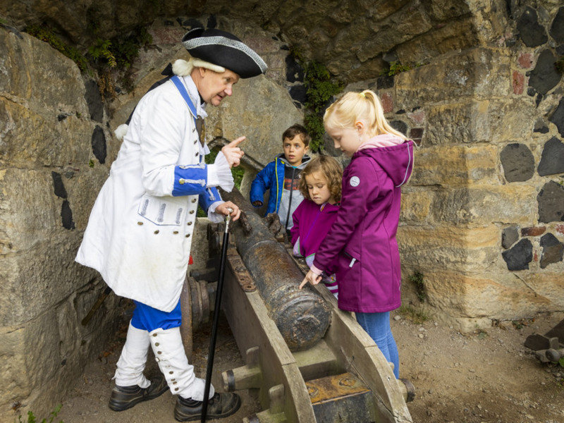 Kinderführung "Auf Spurensuche mit dem Kommandanten"