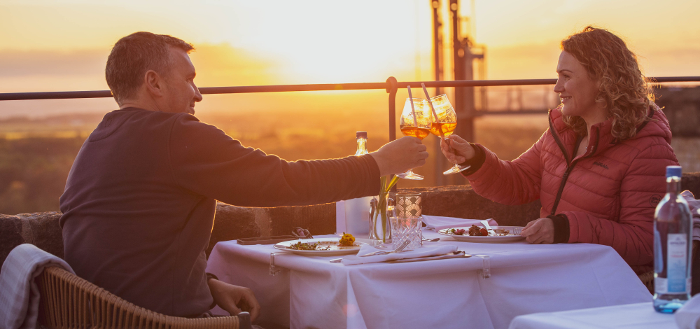 Sunset Dinner & Abendführung mit Weinprobe