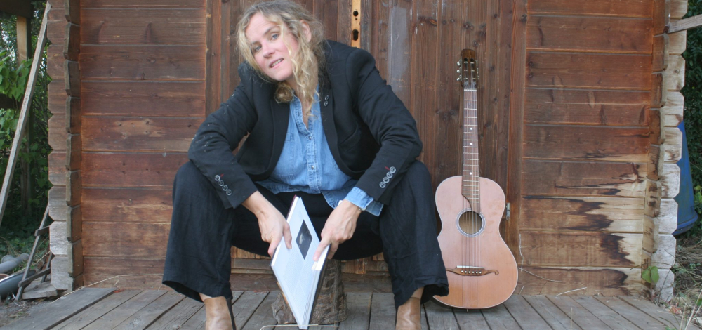 ev. Allianz Zittau pres. SARAH BRENDEL - LESUNG & MUSIK DAS KLEINSTE IST NICHT ZU KLEIN