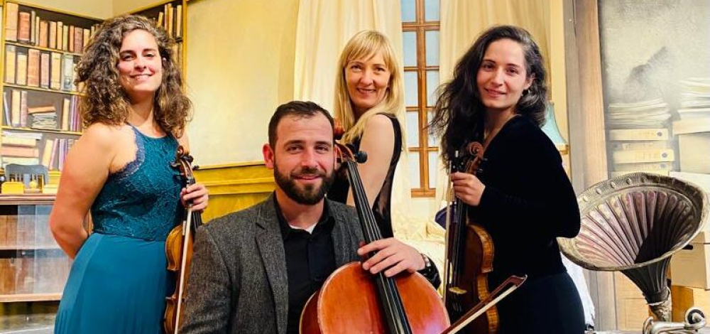 Görlitzer Salonquartett - Alles Walzer! 200 Jahre Strauß-Familie