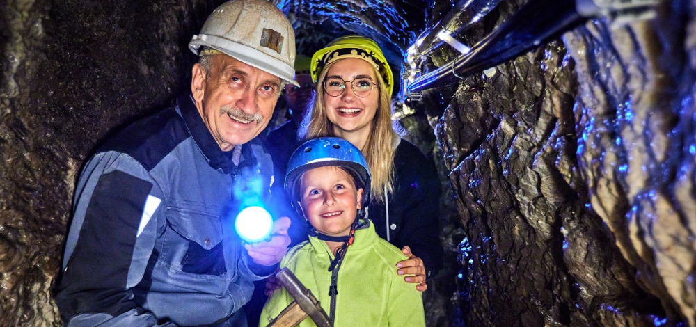 Kinderführung im Bergwerk mit Edelsteinsieben - Die Sächsische Schweiz untertage erleben