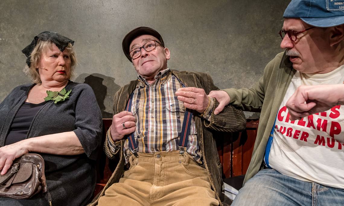 Leise flehen meine Glieder - Der tragikomische Zukunftsblick dreier Rentner im Kultprogramm von Ensikat und Schaller - über 2.000 umjubelte Vorstellun