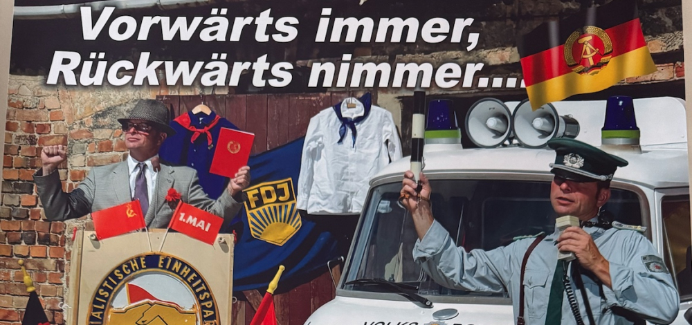 DDR-Comedy Dinnershow "Vorwärts immer - Rückwärts nimmer!