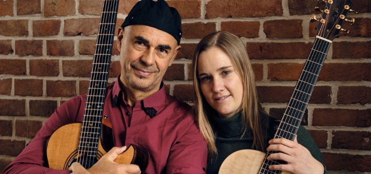Jule Malischke & Antonio Foricone | 12 Strings and 1 Voice