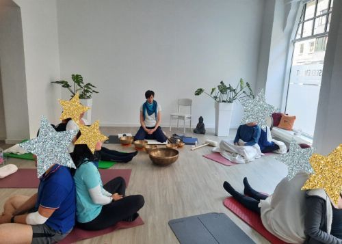 Meditation und achtsame Kommunikation (MBSR) © 