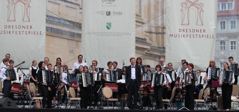Konzert AKKAMERATA - Orchester Mitte Europa