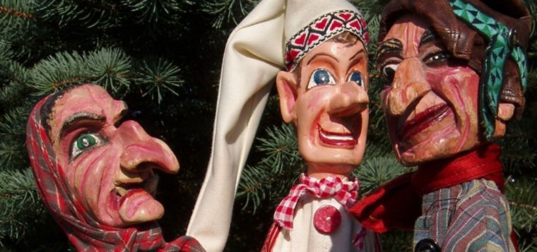 Puppentheater „Der Goldschatz in der Mühle“ und „Der Räuber Karasek“