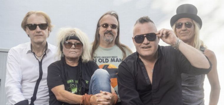 "Crazy Birds" * Ostrock  u.v.m. mit den ehem. Musikern von electra * Eintritt frei * open air auf der Bergwerksbühne